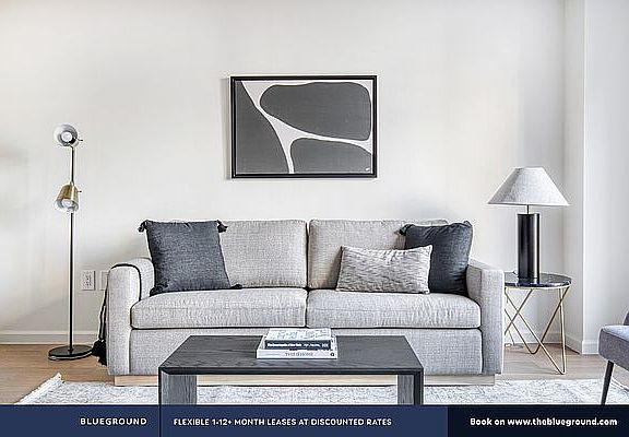 3rd image of 255 W 94th St APT 8B