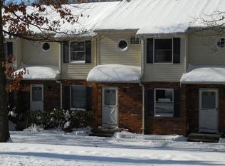 19 Cranberry Holw, Enfield, CT 06082