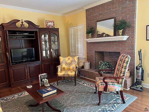 5th image of 762 Nicholson Carr Rd