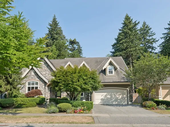 14185 33rd Ave, Surrey, BC V4P 3M1