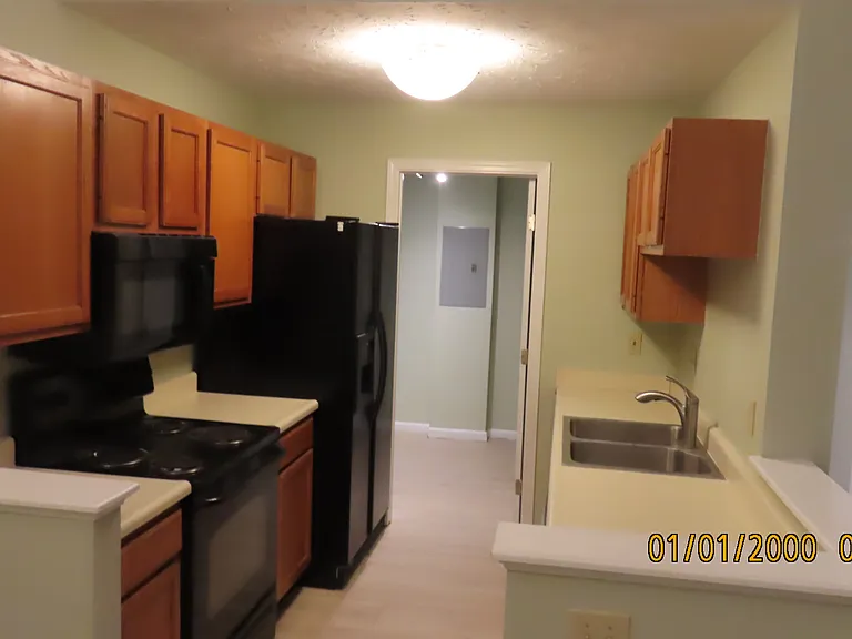 10559 Lynn Ln #12 — Photo 3