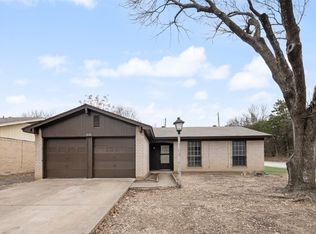 1319 Saturn Dr, Cedar Hill, TX 75104