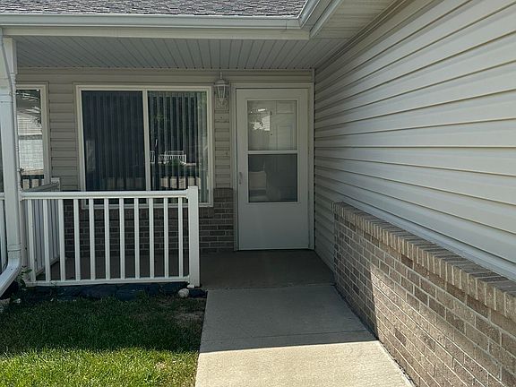 4th image of 1141 Meadow View Ct Unit 2