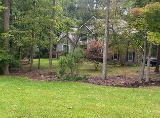 194 Highland Mist Cir, Hinckley, OH 44233