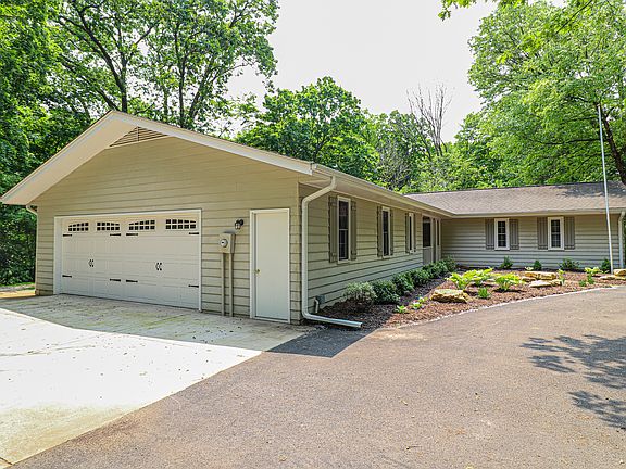 4th image of 1135 Sherwood Gln