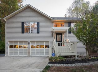 3215 S Shore Ct, Cumming, GA 30041