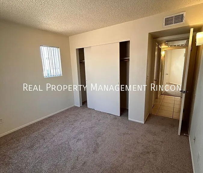 1417 N El Rio Dr — Photo 13