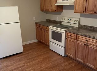 153 Fort Hill Ave, Lowell, MA 01852