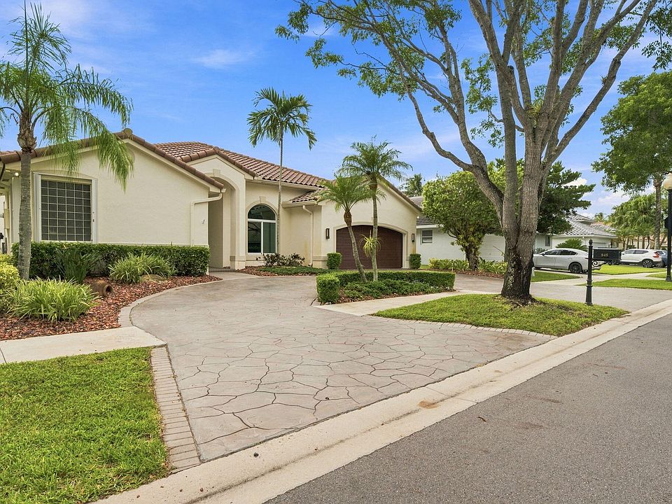 1st image of 845 Bayside Lane