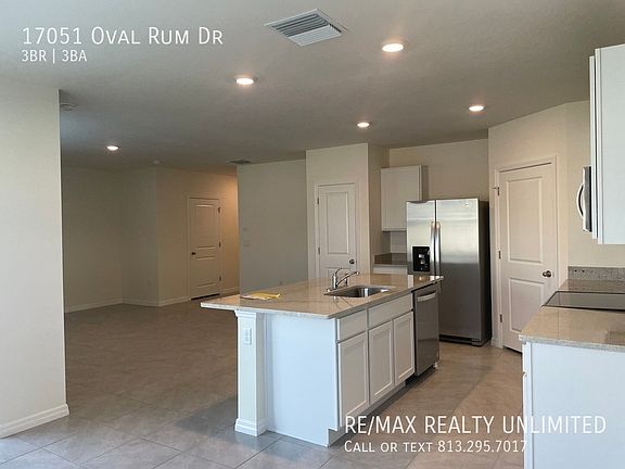 5th image of 17051 Oval Rum Dr