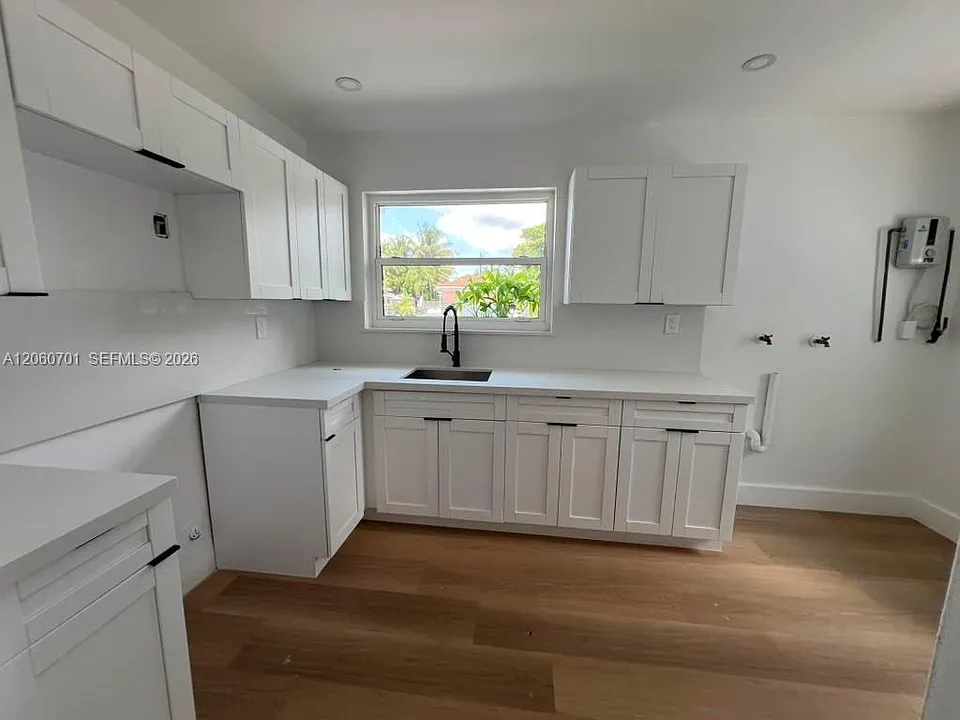 1239 SW 22nd Ave #1239