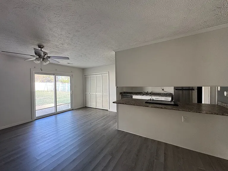 6864 Big Wood Rd — Photo 7