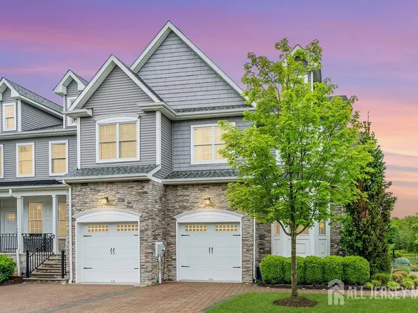 47 McCormick Ave N, Old Bridge, NJ 08857