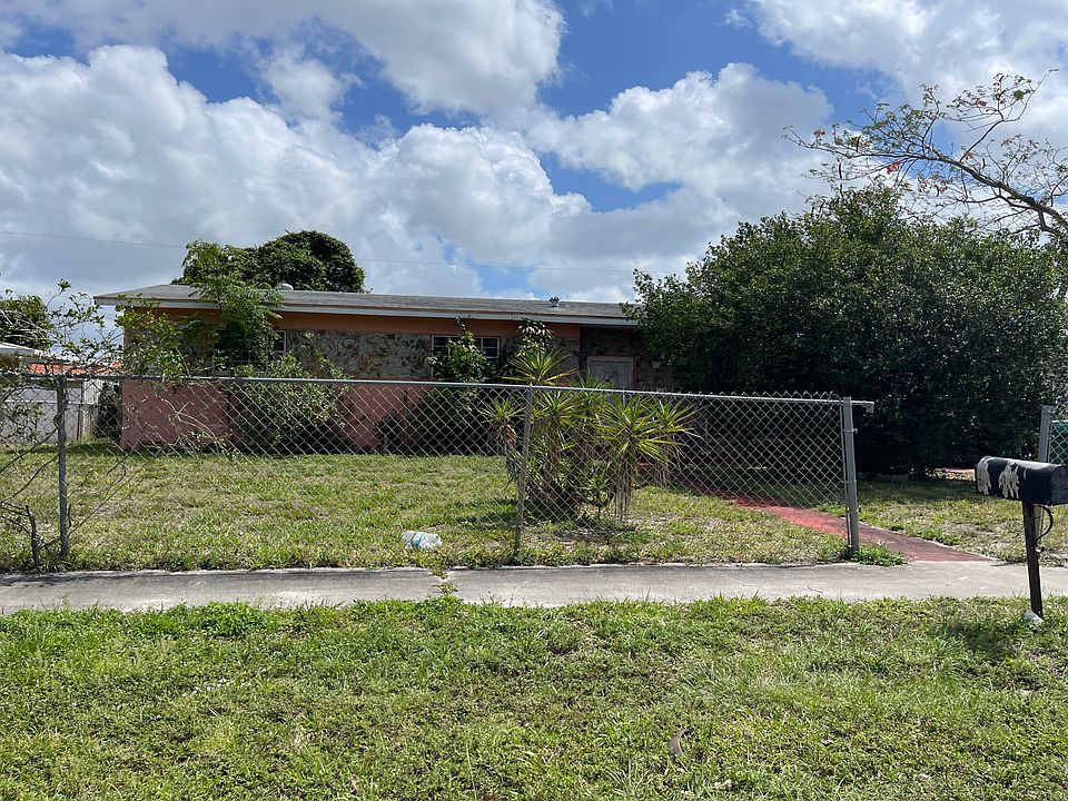 1st image of 3940 NW 171st Ter