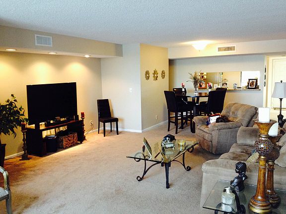 5th image of 2907 Carambola Cir S APT 105