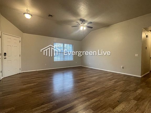 3rd image of 12220 Norway Ct
