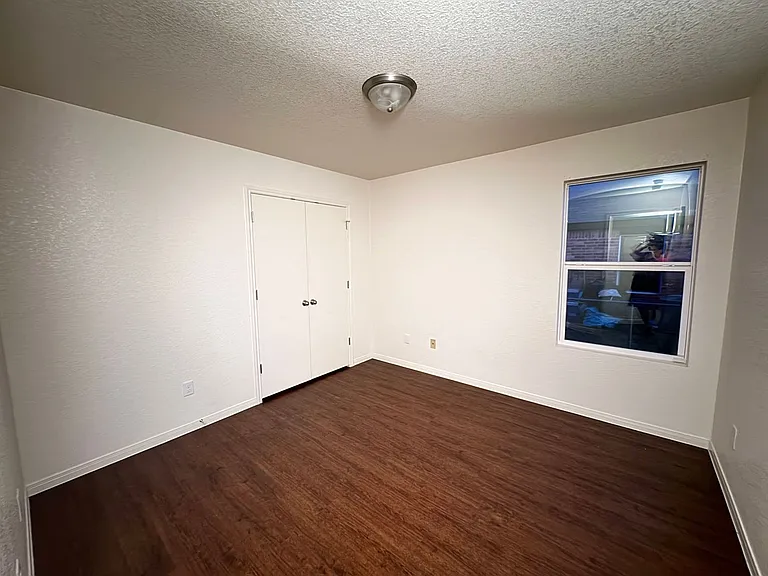 4707 Waterproof Dr — Photo 23