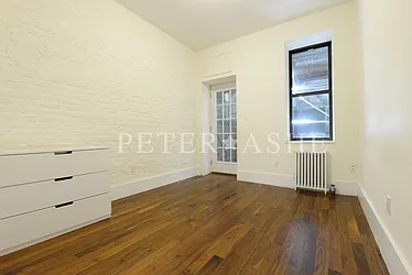 Rented by Peter Ashe