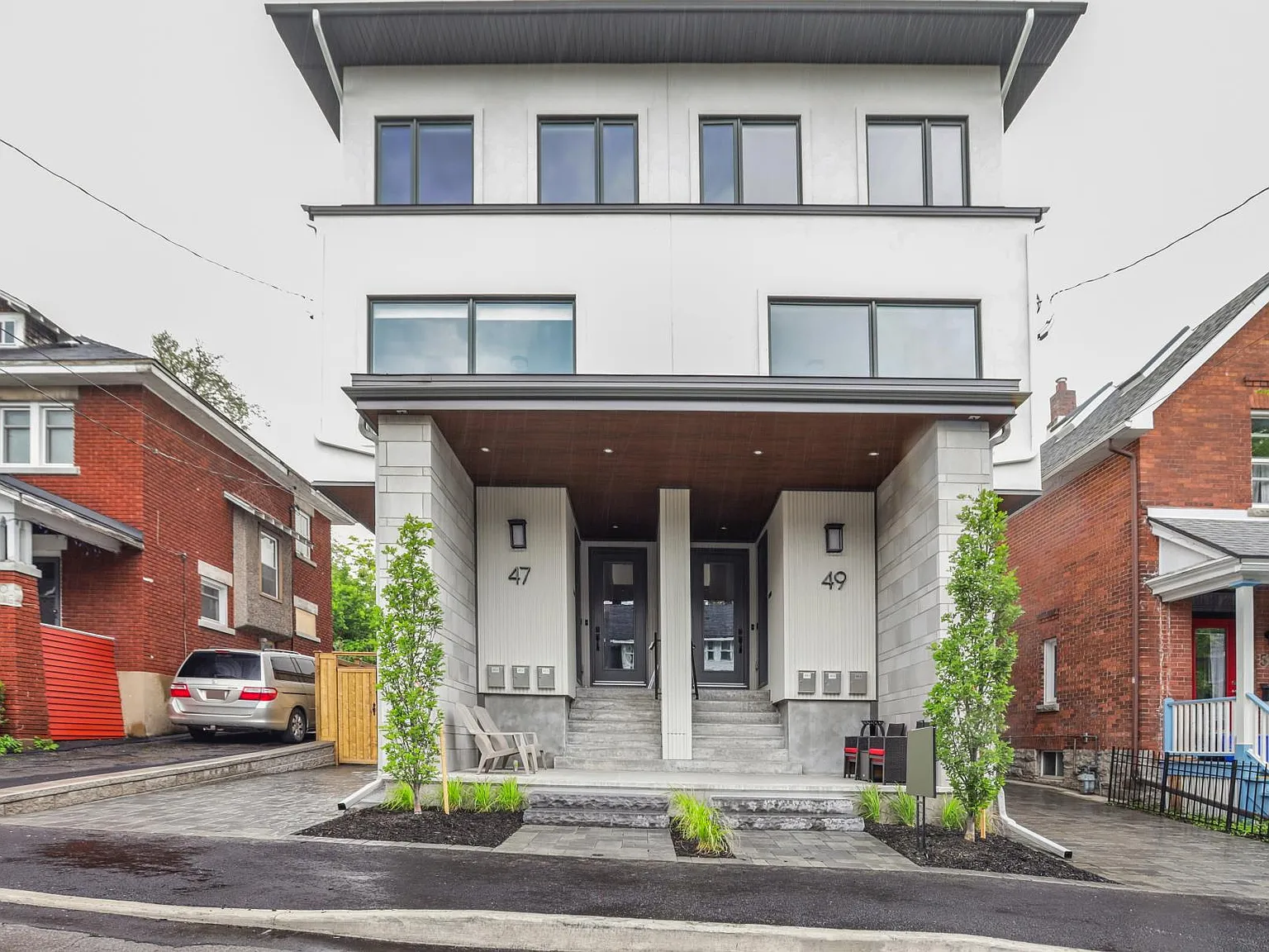 49 Grosvenor — Photo 1