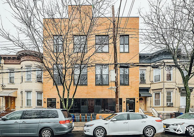 6015 Myrtle Ave #B — Photo 11