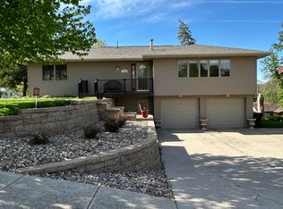 1803 Pine St, Harlan, IA 51537