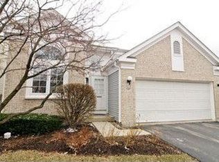 127 Manchester Ct, Buffalo Grove, IL 60089