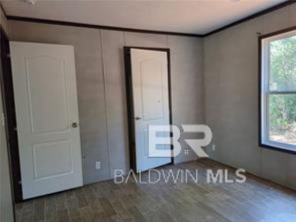 4th image of 9955 Taylor Ave S