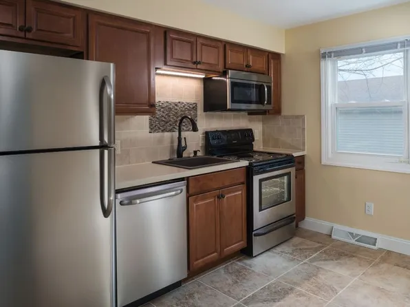 Lake Heights Apartments