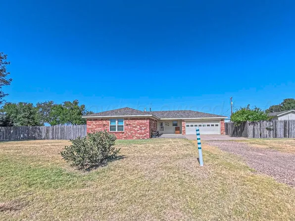702 S Elm Ave, Stinnett, TX 79083