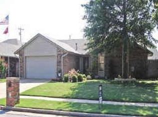 1824 Stepping Stone Trl, Edmond, OK 73013