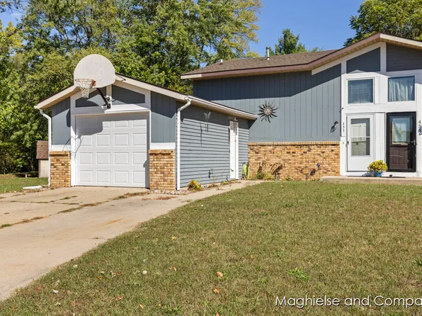 453 Pine Place St SE, Grand Rapids, MI 49548