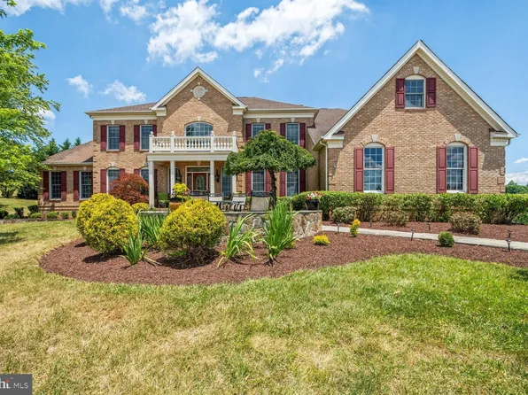 17586 Tobermory Pl, Leesburg, VA 20175