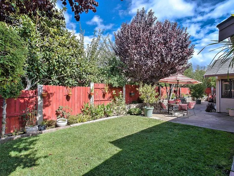 32703 Dinuba Ct — Photo 22