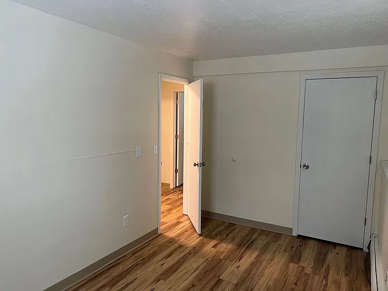 2-11 Briarwood Dr — Photo 11