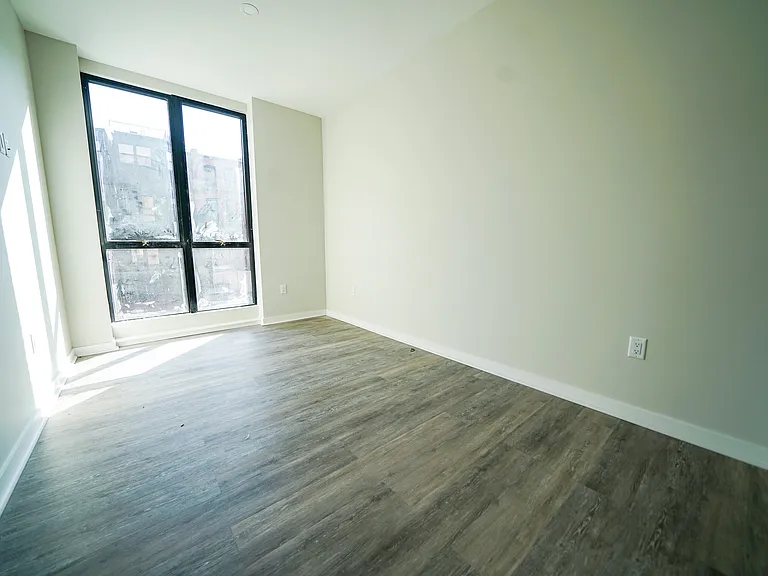 10 Blackwood St #102 — Photo 5