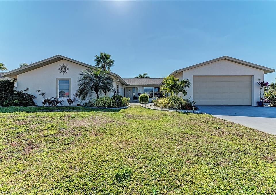 1st image of 3000 Shannon Dr