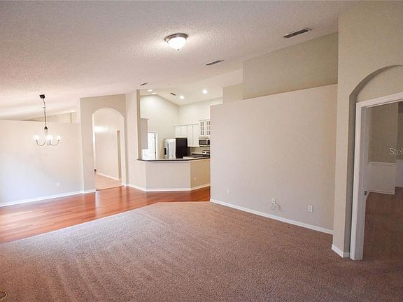 3rd image of 1939 Darlin Cir