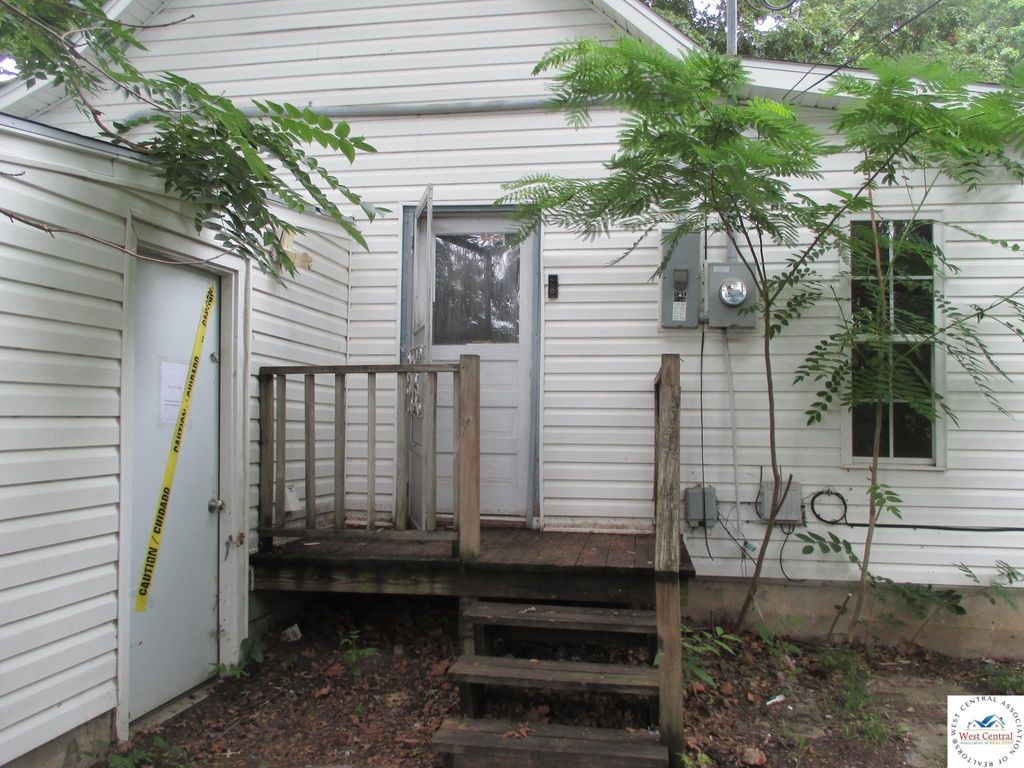1700 E 7th St, Sedalia, MO - View 5