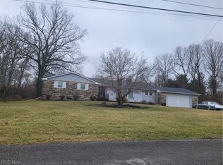 42285 Wilbur St, Elyria, OH 44035