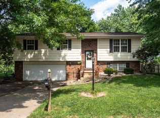 104 Urban Way Dr, Swansea, IL