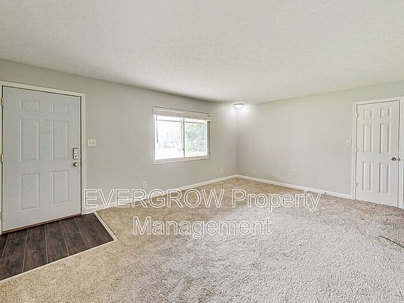 5th image of 961 Valley View Dr #1