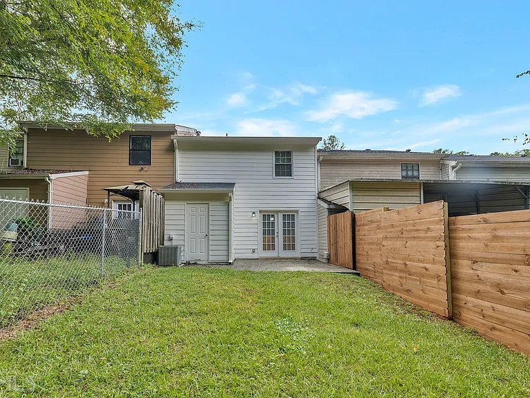 2304 Salt Springs Pl — Photo 25