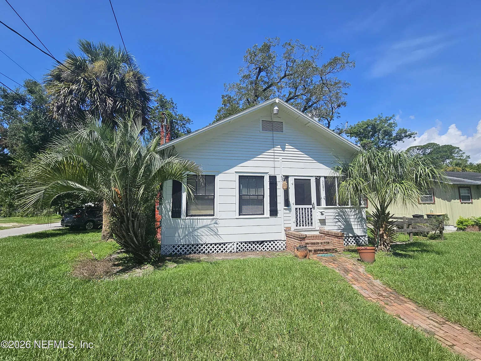 3 bed, 2.0 bath, 1310 sqft, $1,700 — Photo 3