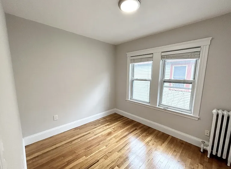 120-122 Hillside St #2 — Photo 3