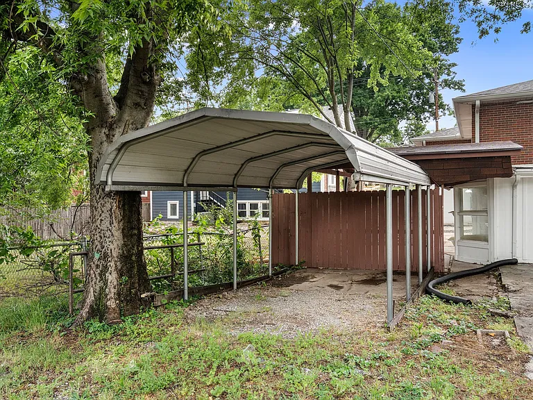 1036 Seymour Ave #A — Photo 34