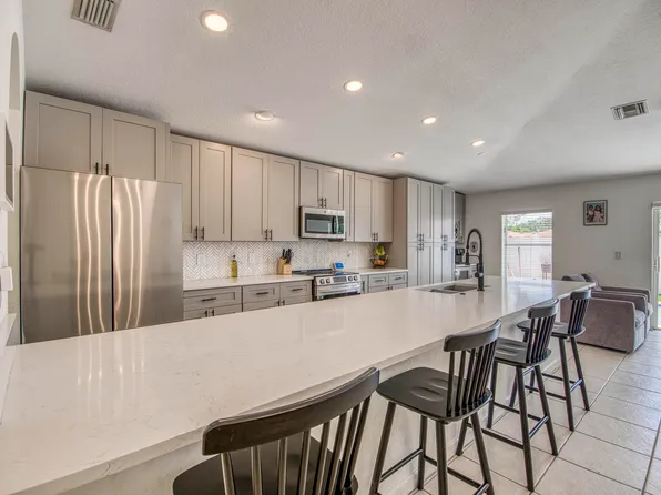 6036 Azalea Circle, West Palm Beach, FL 33415