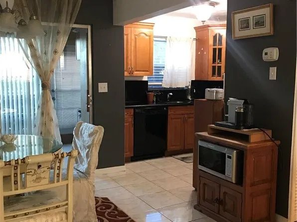 941 CRYSTAL LAKE Drive #105, Deerfield Beach, FL 33064