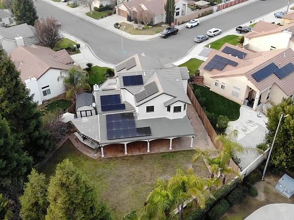 3rd image of 2991 E Cromwell Ave