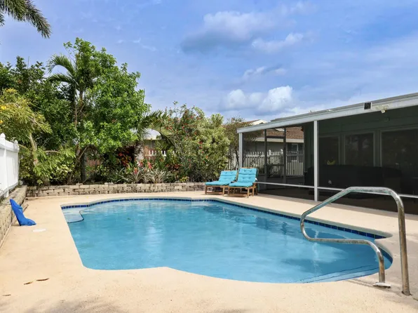 1514 SE Westmoreland Blvd, Port Saint Lucie, FL 34952