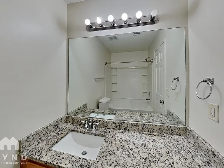 6332 Hickory Lane Cir — Photo 11